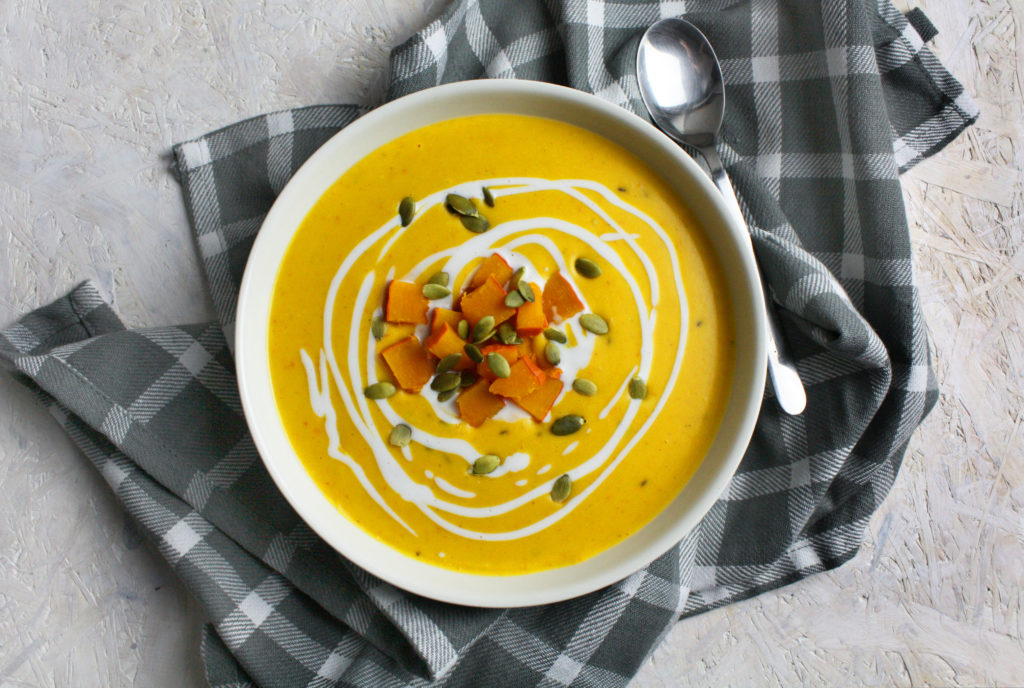 Herbstliche Kurbis Suppe Mit Kokosmilch Toastenstein Com