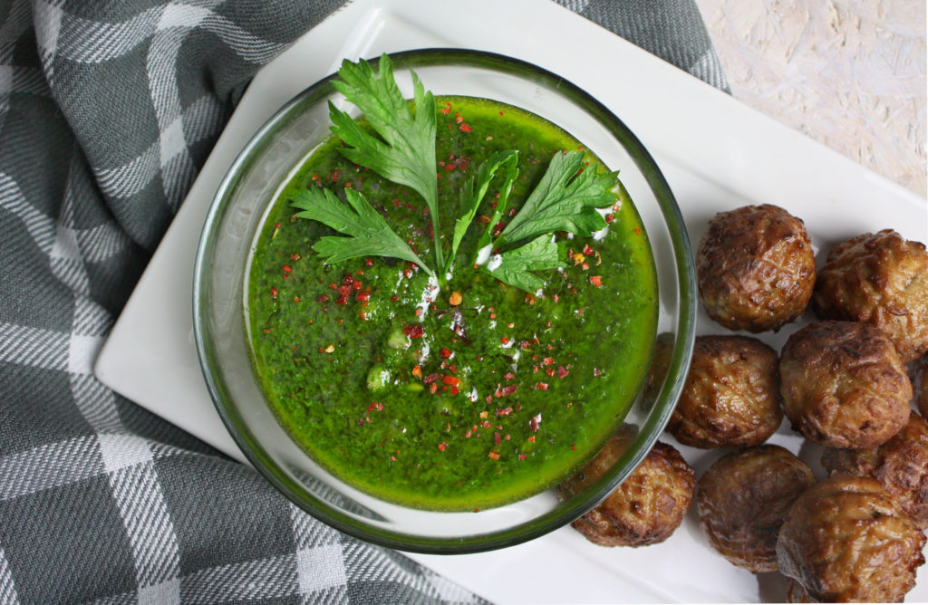 Chimichurri – Scharfe vegane Kräutersauce | Toastenstein