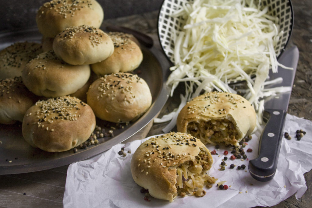 Bierocks - Gefüllte Brötchen mit Weißkohl | Toastenstein