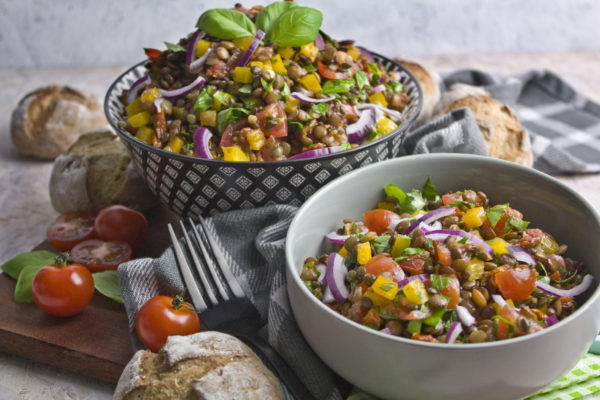 Mediterraner Linsensalat Mit Basilikum - Toastenstein.com