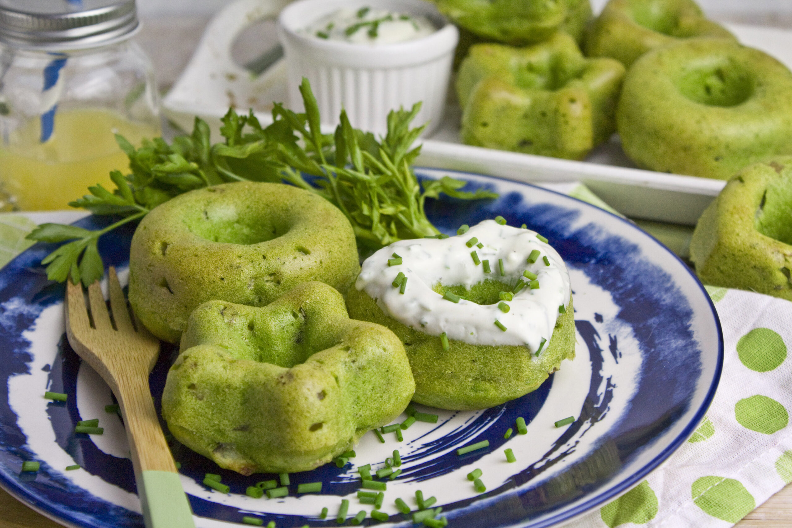 Gebackene Bärlauch-Petersilien-Donuts - Toastenstein.com