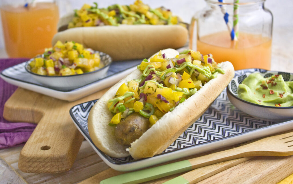 Hawaii-Hot Dogs mit Avocado-Mayo | Toastenstein