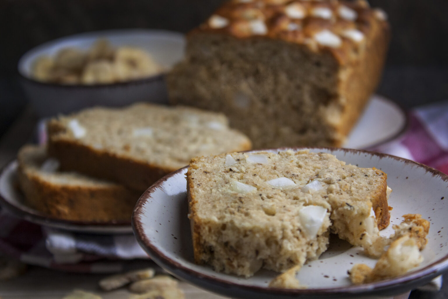 Saftiges Kokos-Bananenbrot mit Biss - Toastenstein.com