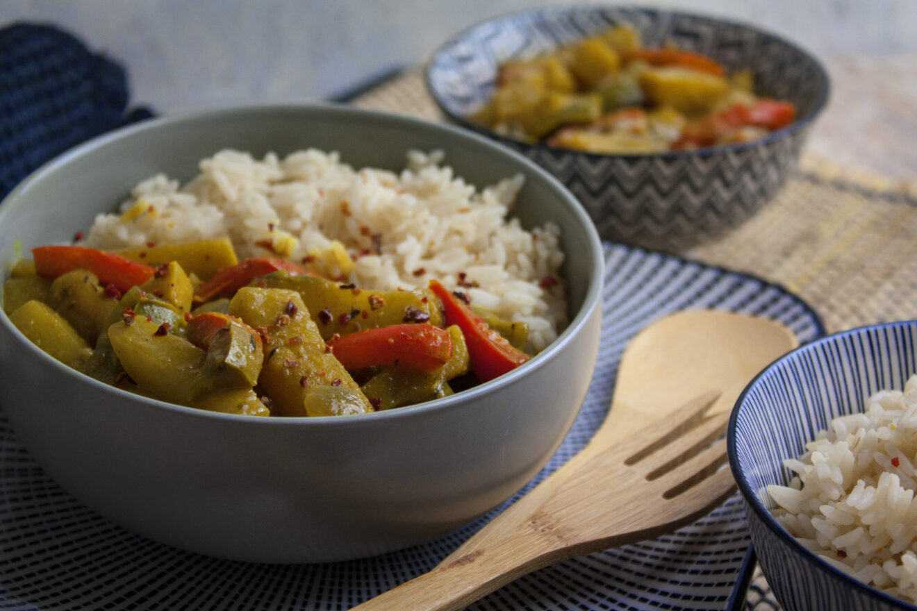 Würziges Kohlrabi-Curry mit Paprika - Toastenstein.com